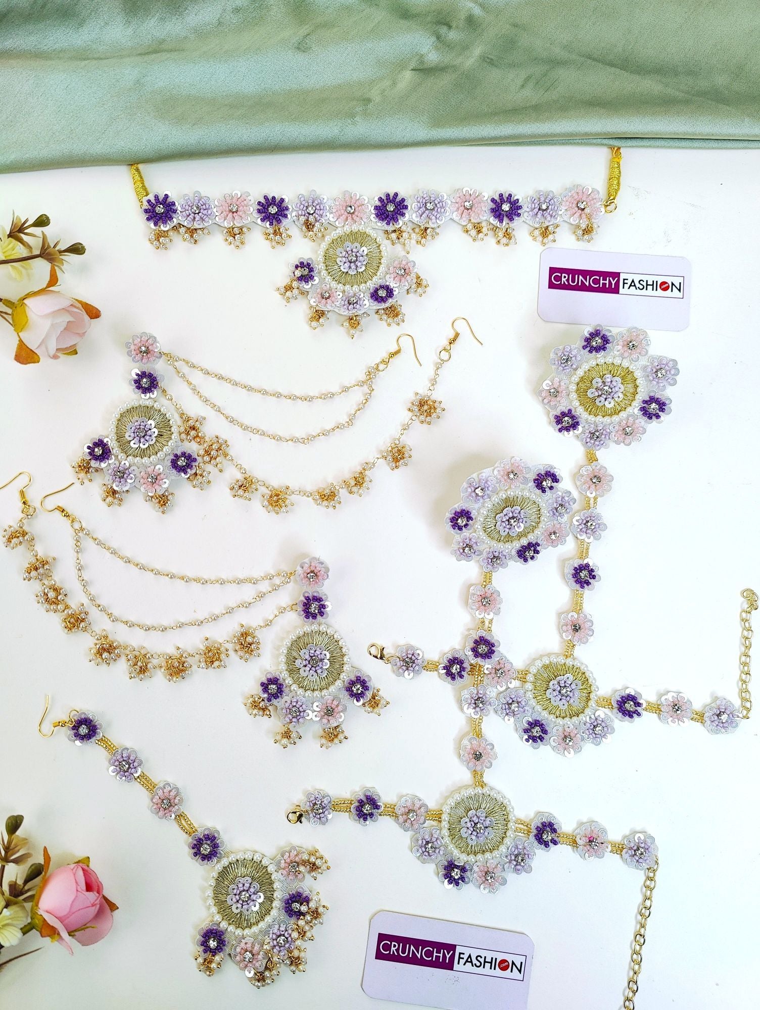 Lavender-pink handmade floral design Carnival jewellery set, ideal for haldi ceremony for brides