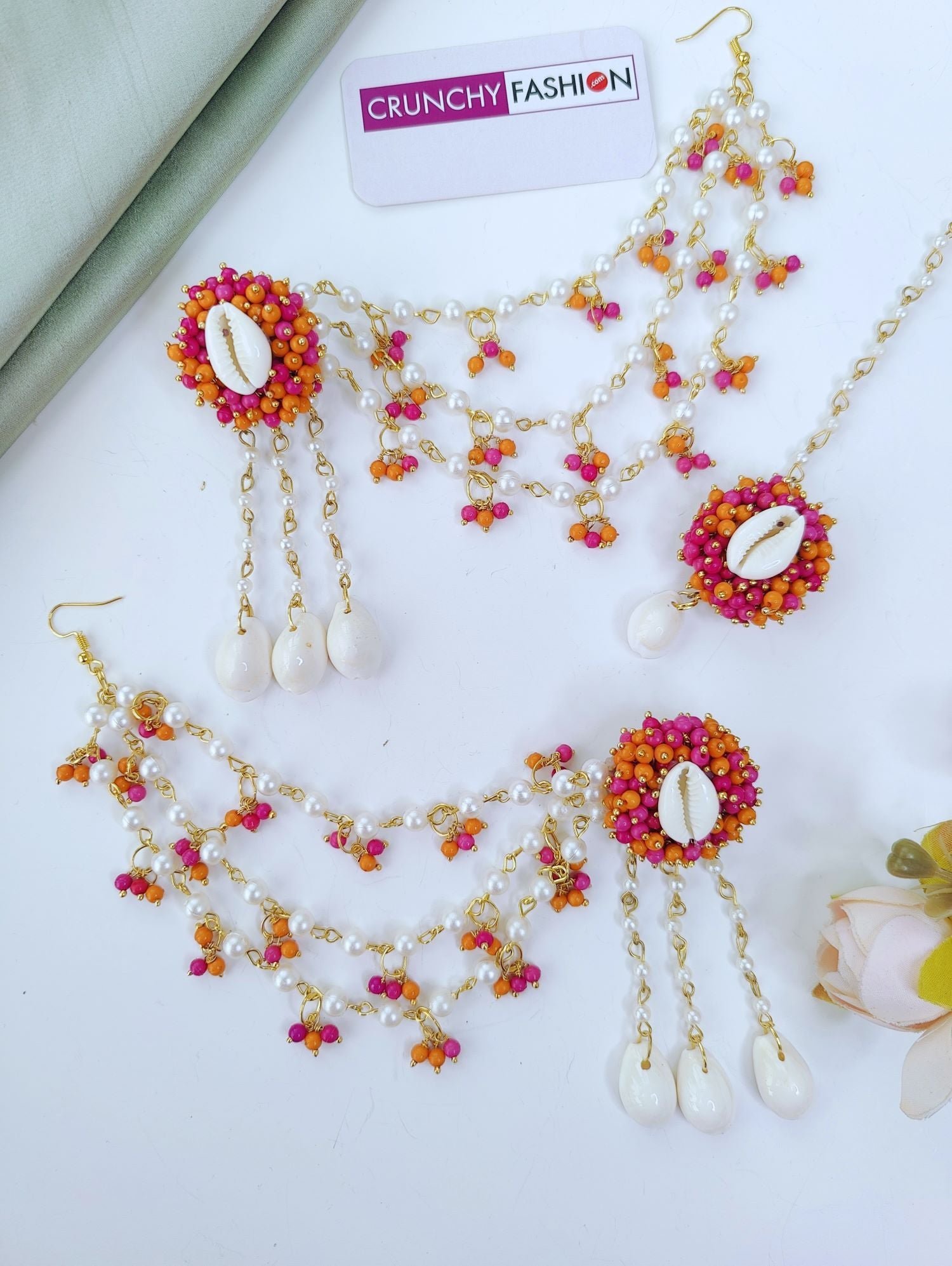 pink sea shell jewellery set for haldi & mehndi with pearls