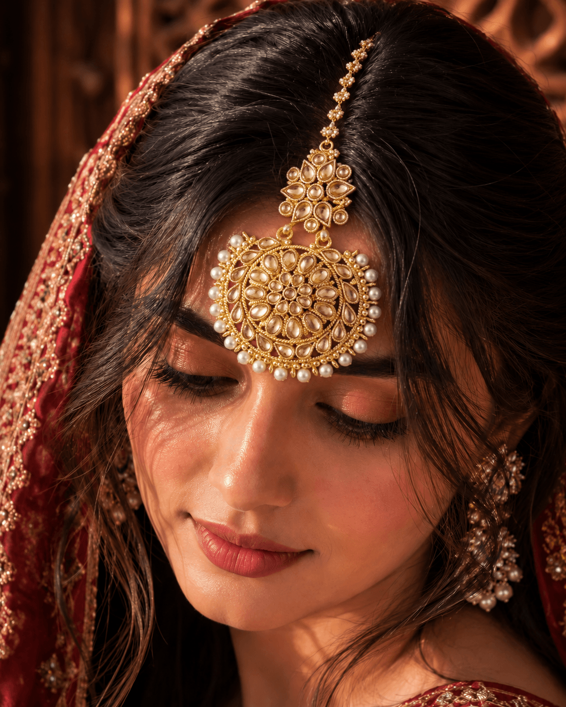 Gold Kundan Pearl Maang Tikka – Asymmetric Ethnic Jewellery for Women