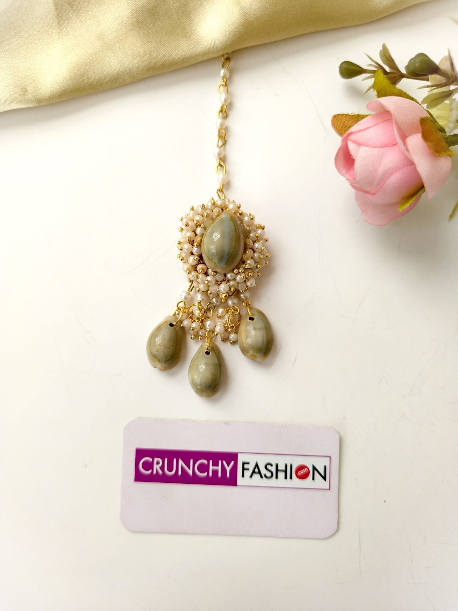 handmade seashell jewellery set for haldi mehndi brides, cowrie and pearl