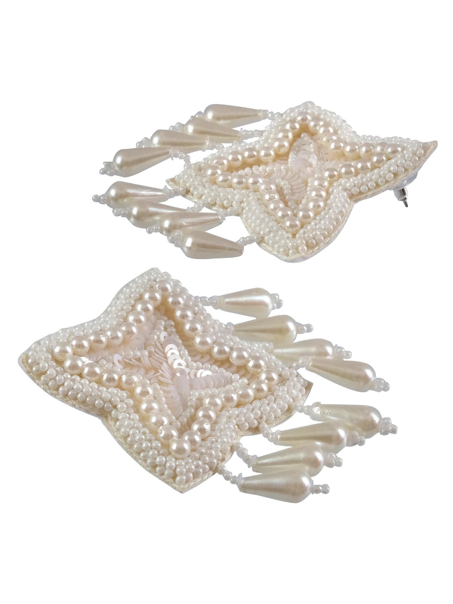 Handcrafted Beaded Dangler Earrings: A Unique Sparkle for Fashionistas