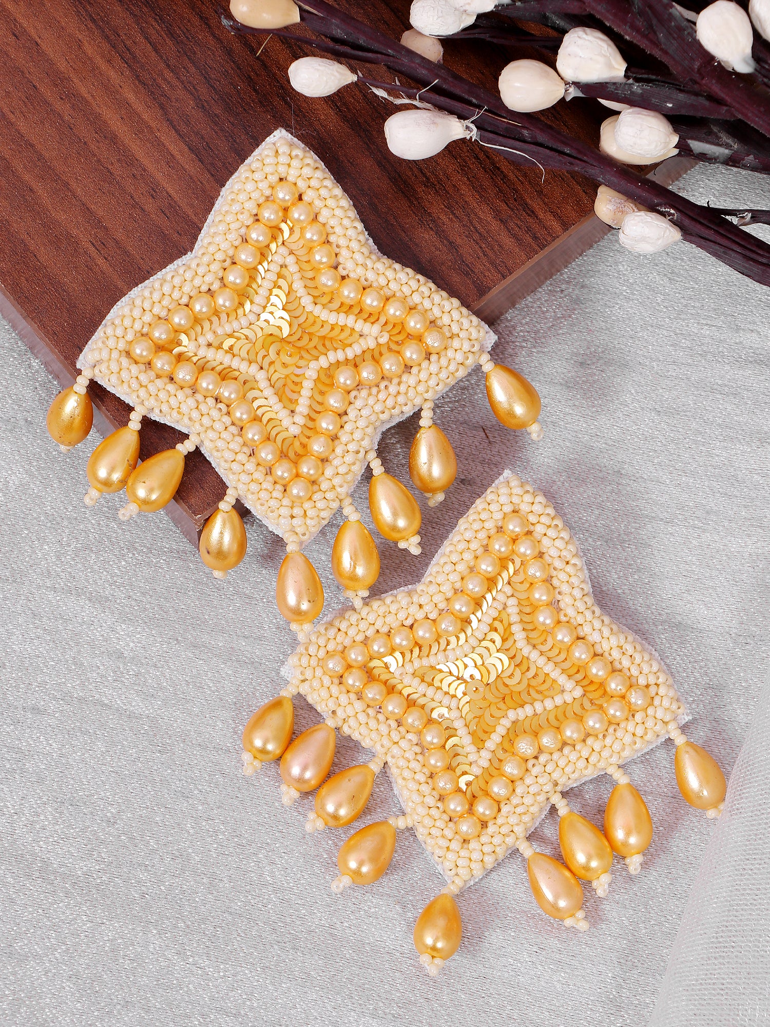 Handcrafted Beaded Dangler Earrings: A Unique Sparkle for Fashionistas