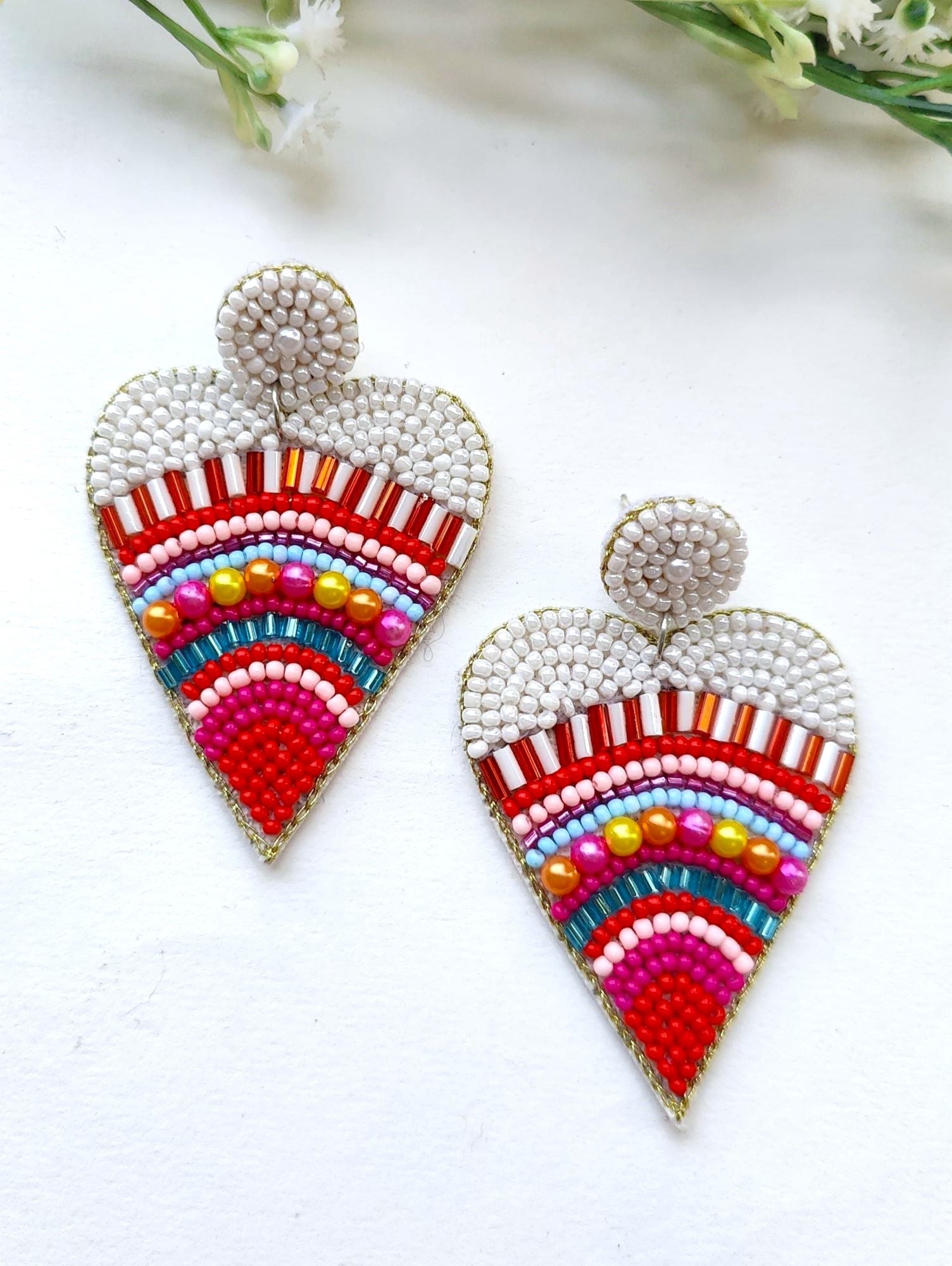 Festive Mandala Heart Beaded Earrings: Perfect Valentines Day Gift for the Fashion-Forward Woman
