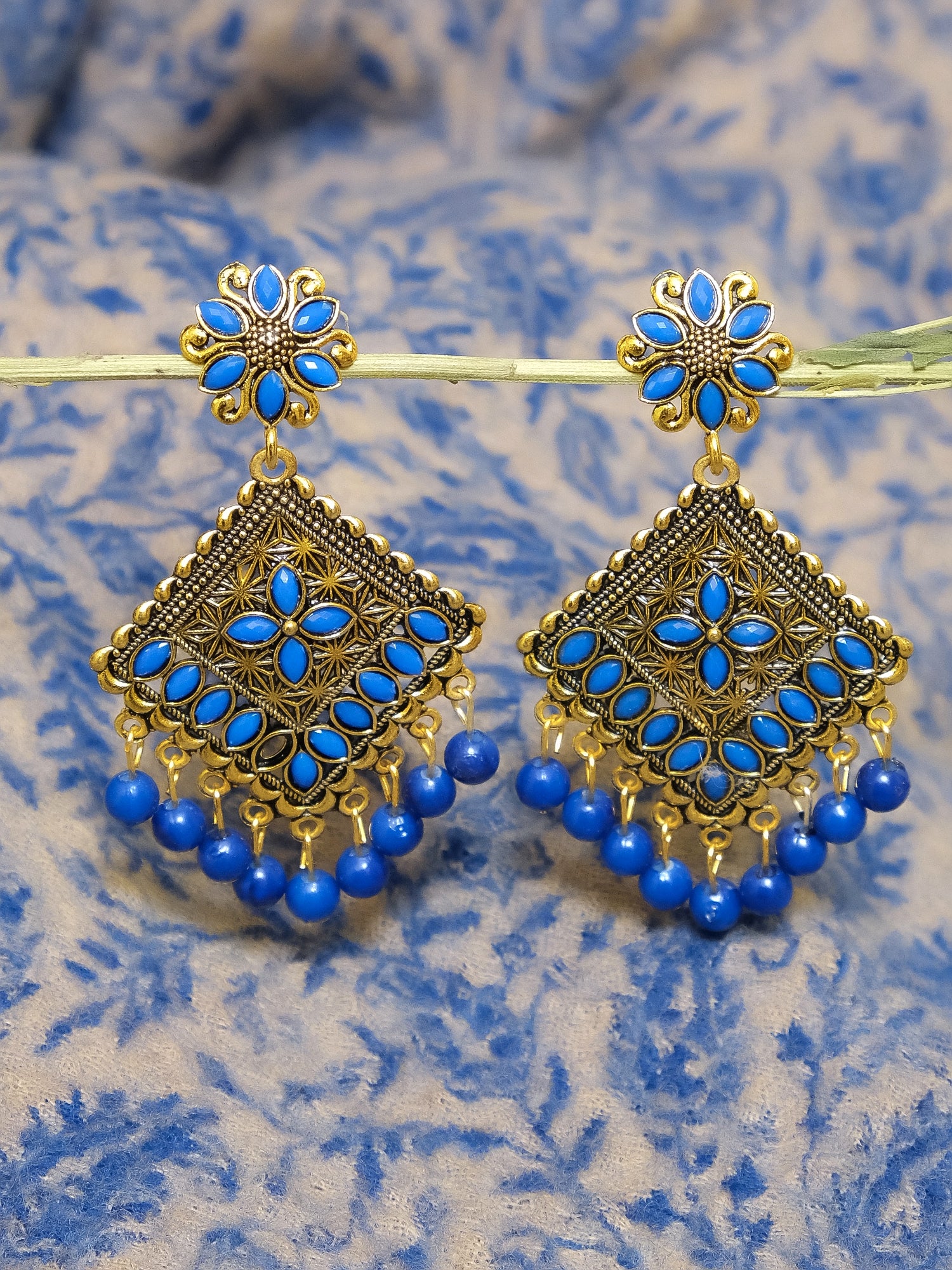 Be Unique With Bold & Beautiful 'Golden Flower' Alloy Drop & Dangler Earrings