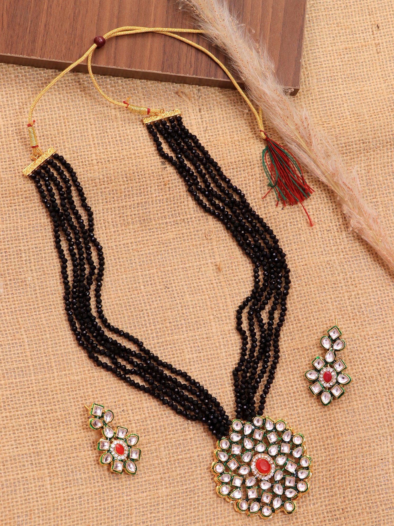 Elegant Green Pearls  Kundan Jewellery Set for Trendy Women and Girls